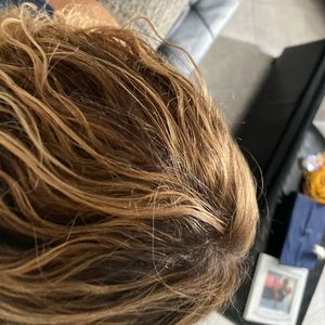 Meet your Posher, Neomi